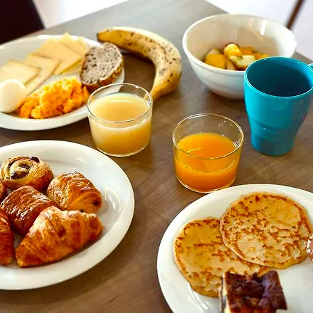 Sure By Western Biarritz Aeroport Hotel Anglet