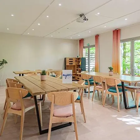 Sure By Western Aeroport 3* Anglet