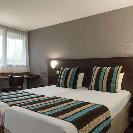 Sure By Western Aeroport 3* Anglet