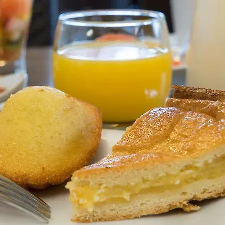 Hotel Sure By Western Biarritz Aeroport