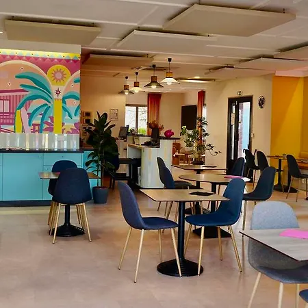 Sure By Western Biarritz Aeroport 3*